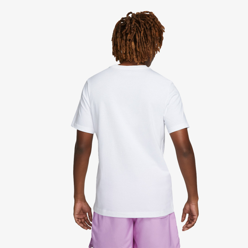 NIKE Sportswear 