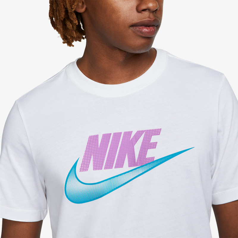 NIKE Sportswear 