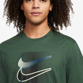 NIKE Sportswear 