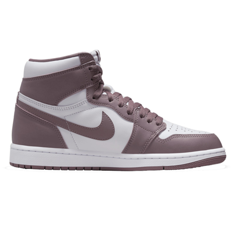 NIKE AIR JORDAN 1 RETRO HI OG RMSTD 