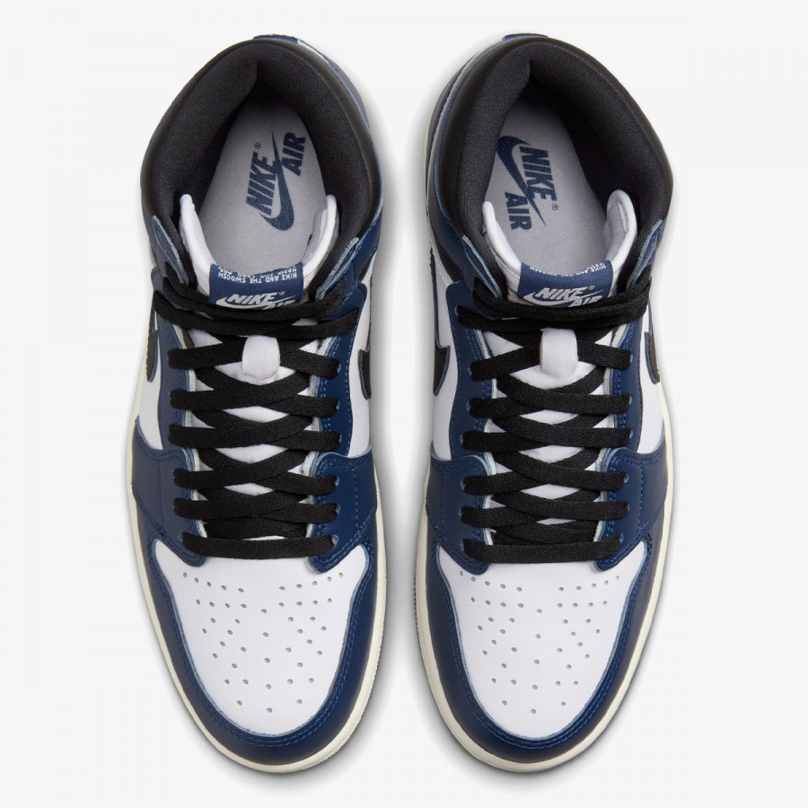 NIKE Air Jordan 1 Retro 