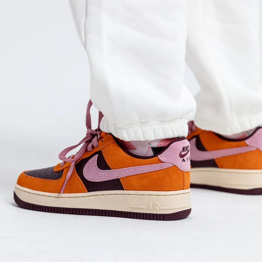 NIKE WMNS NIKE AIR FORCE 1 '07 ESO 