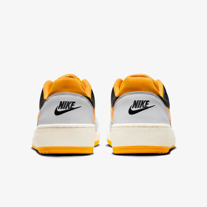 NIKE Full Force 
