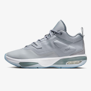 NIKE JORDAN STAY LOYAL 3 