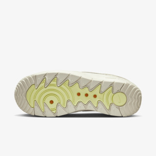 NIKE Air Force 1 Wild 