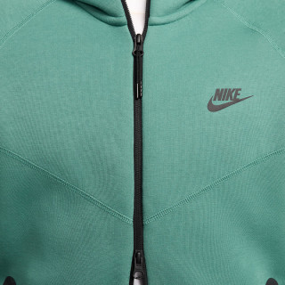 NIKE Tech Fleece 