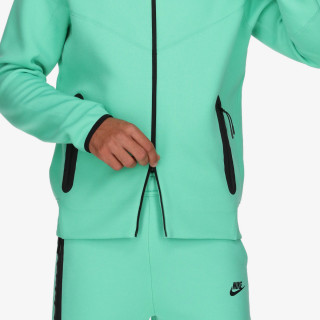 NIKE Tech Fleece 