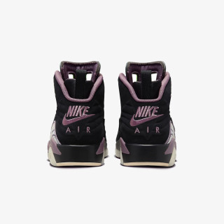 NIKE WMNS JORDAN MVP 