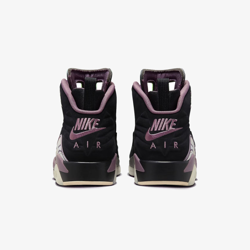 NIKE WMNS JORDAN MVP 