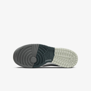 NIKE NIKE DUNK LOW BG