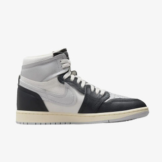 NIKE WMNS AIR JORDAN 1 MM HIGH 