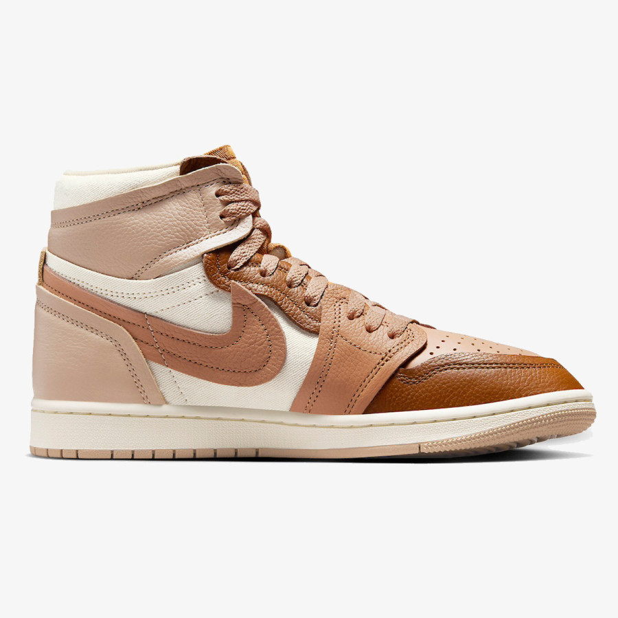 NIKE WMNS AIR JORDAN 1 MM HIGH 