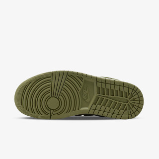 NIKE AIR JORDAN 1 LOW SE 