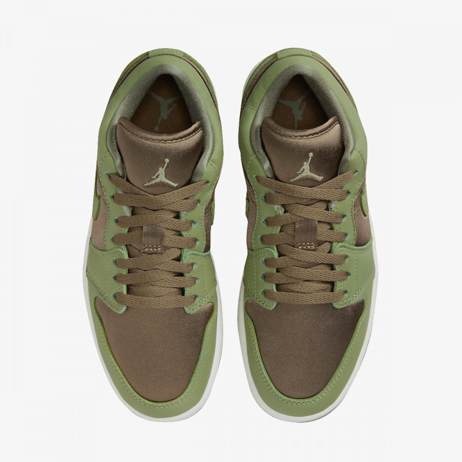 NIKE AIR JORDAN 1 LOW SE 