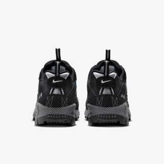 NIKE Air Humara 