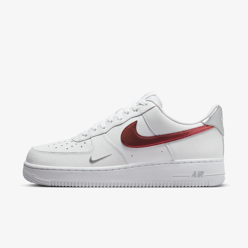 NIKE AIR FORCE 1 '07 
