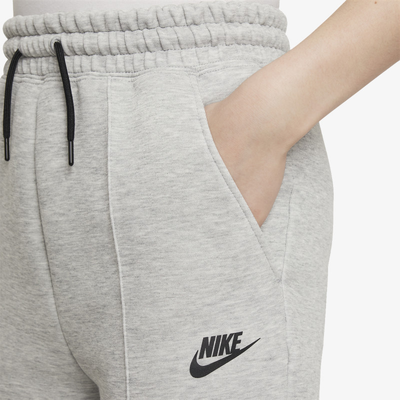 NIKE G NSW TCH FLC JGGR 