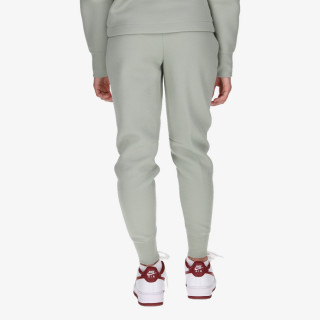 NIKE Tech Fleece 