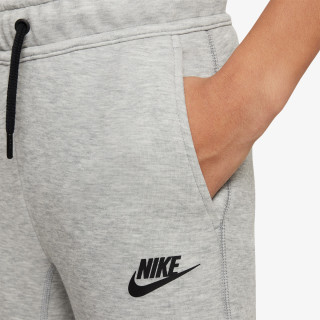 NIKE Tech Fleece 