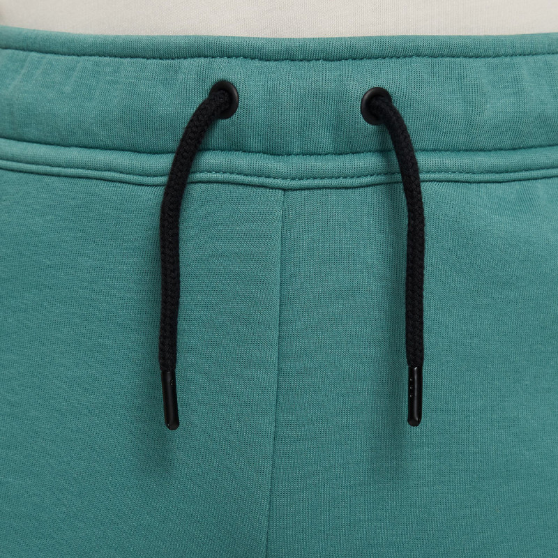 NIKE Tech Fleece 