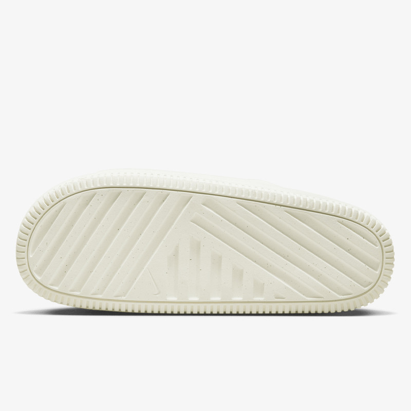 NIKE Calm 