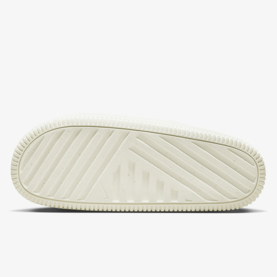 NIKE Calm 