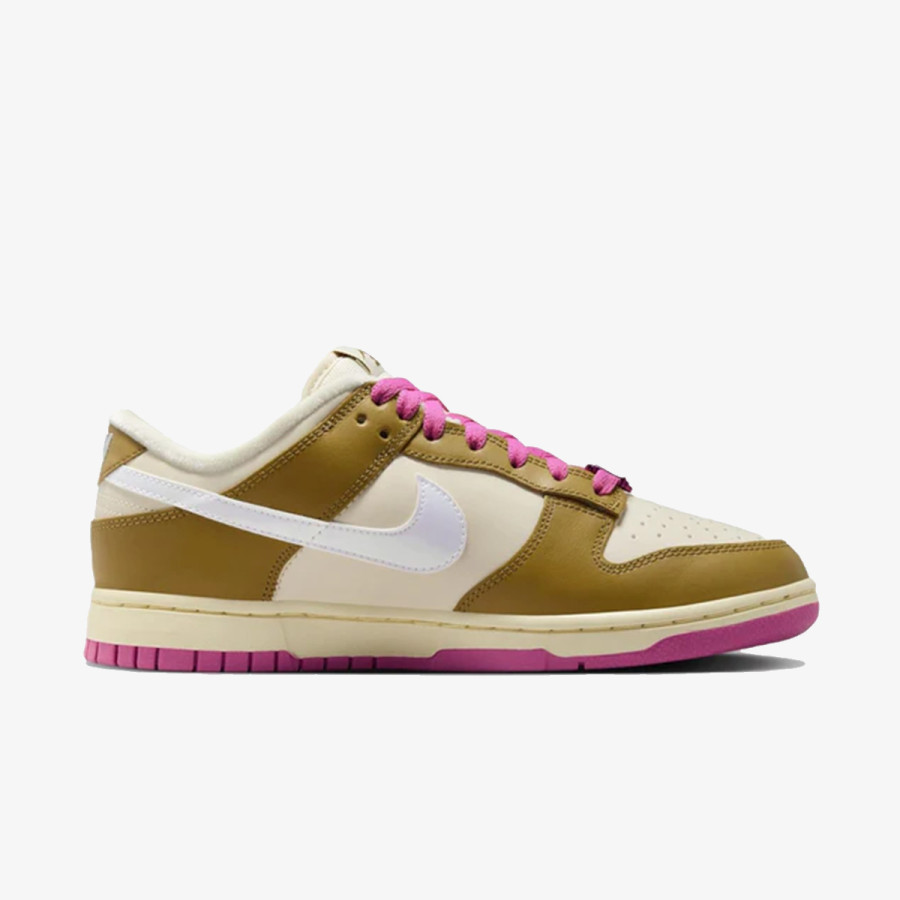 NIKE W DUNK LOW SE 