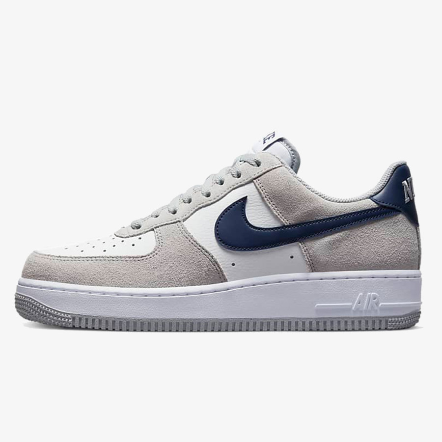 NIKE AIR FORCE 1 '07 