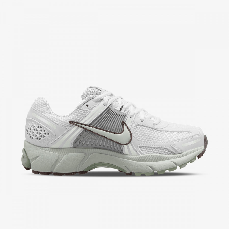 NIKE W NIKE ZOOM VOMERO 5 