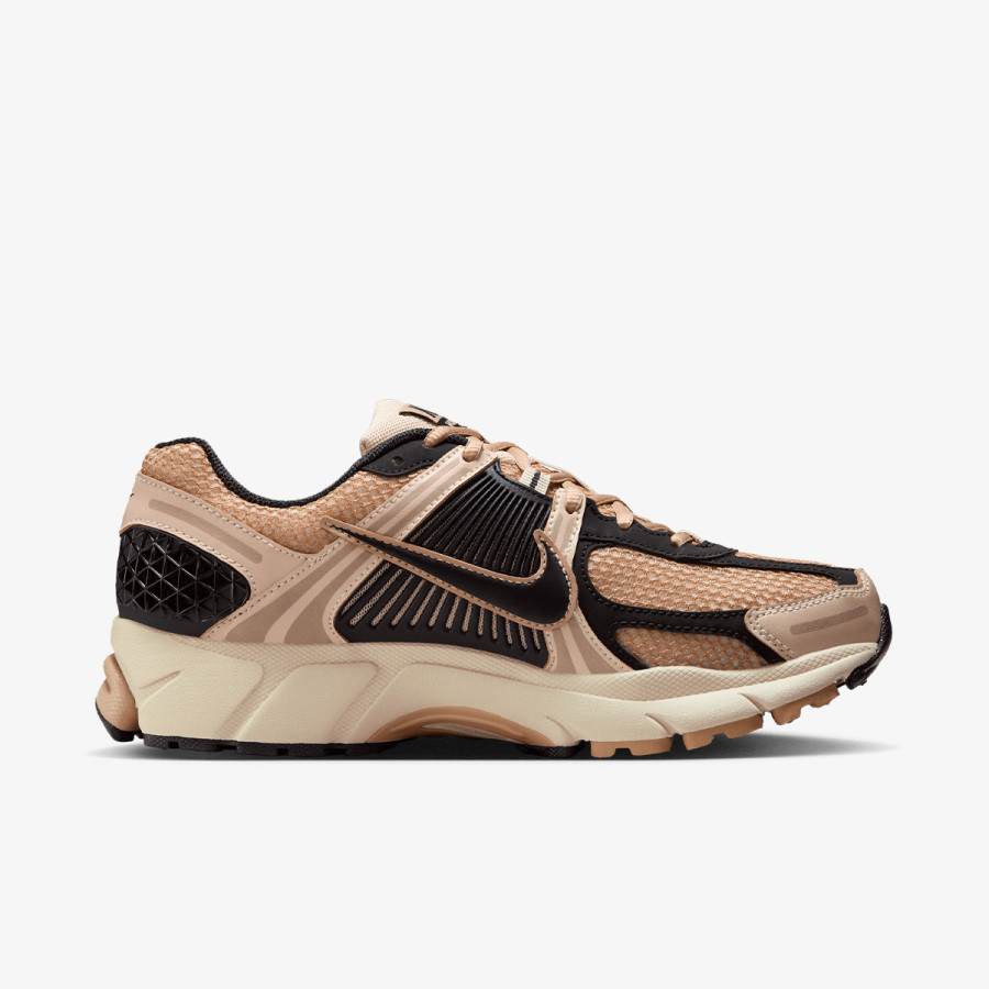 NIKE W NIKE ZOOM VOMERO 5 