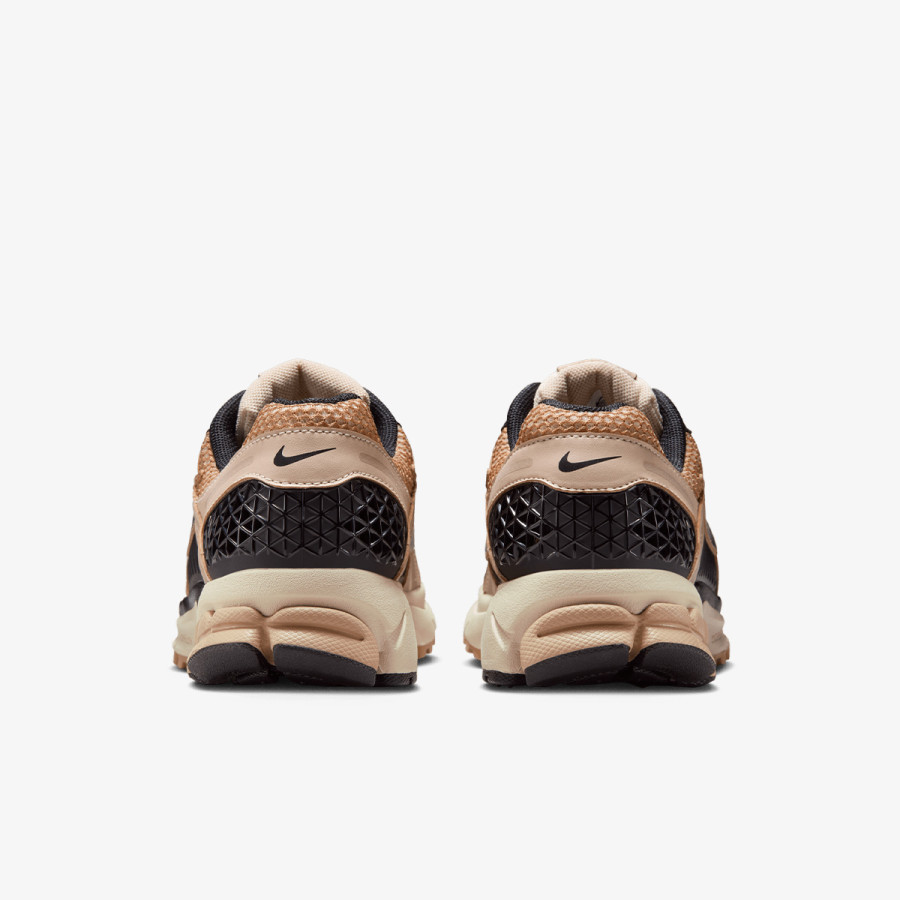 NIKE W NIKE ZOOM VOMERO 5 