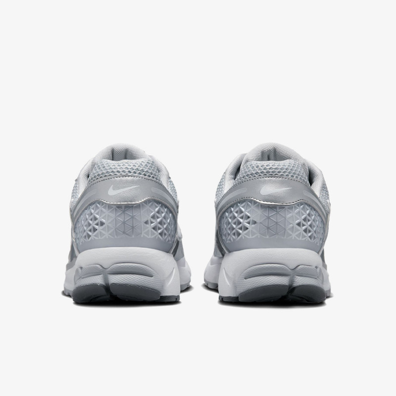 NIKE NIKE ZOOM VOMERO 5 MET 