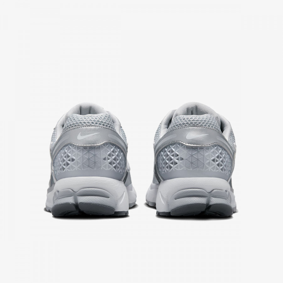 NIKE NIKE ZOOM VOMERO 5 MET 