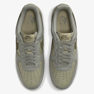 NIKE Air Force 1 '07 LV8 