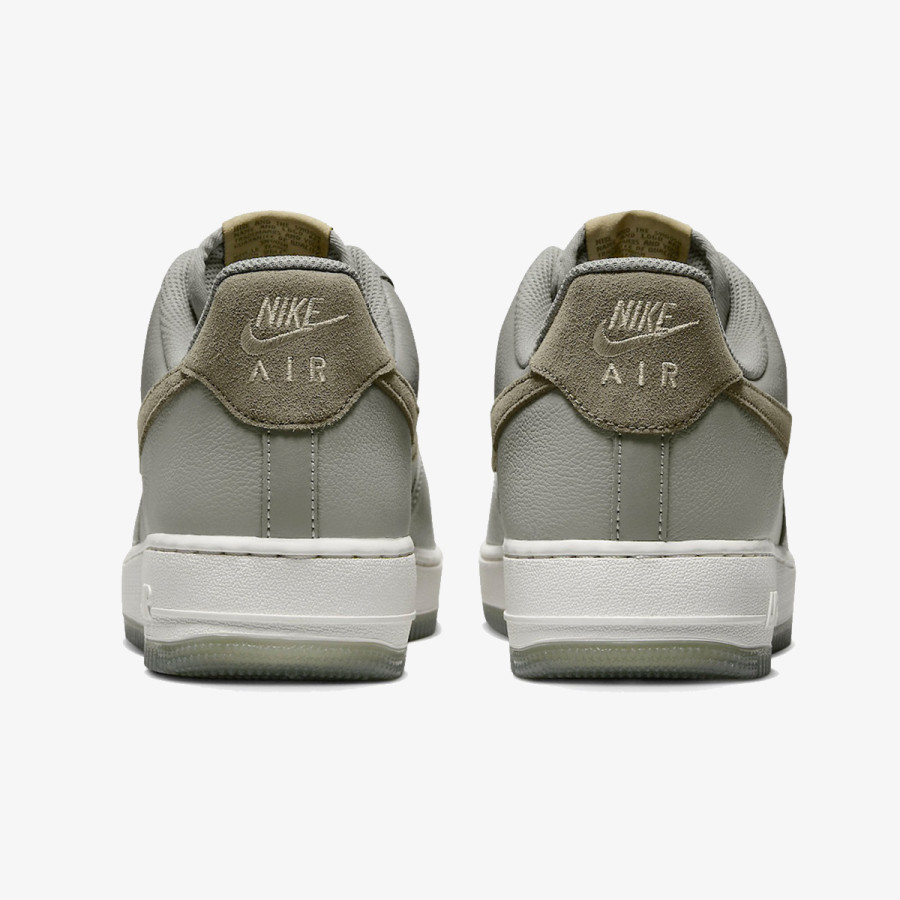 NIKE Air Force 1 '07 LV8 