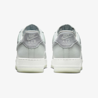 NIKE Air Force 1 '07 LV8 2 