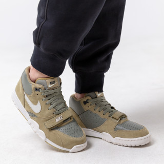 NIKE AIR TRAINER 1 ESS+ 