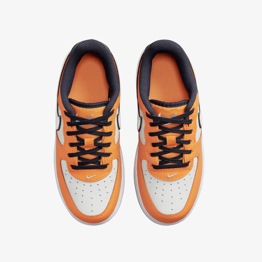 NIKE Air Force 1 SE 