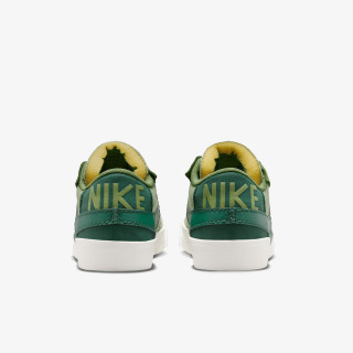 NIKE Blazer Low '77 Jumbo 