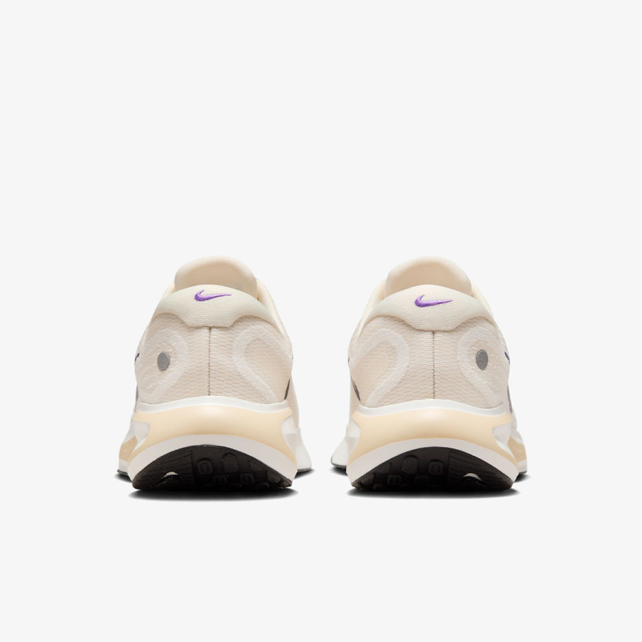 NIKE Journey Run 