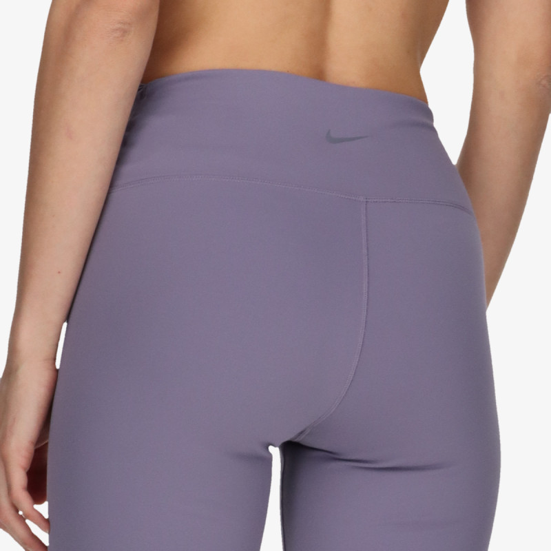 NIKE One 