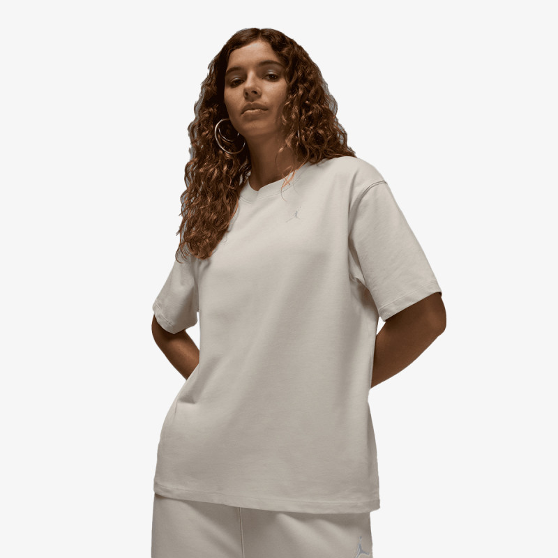 NIKE W J BRK ESS SS GF TEE 23 