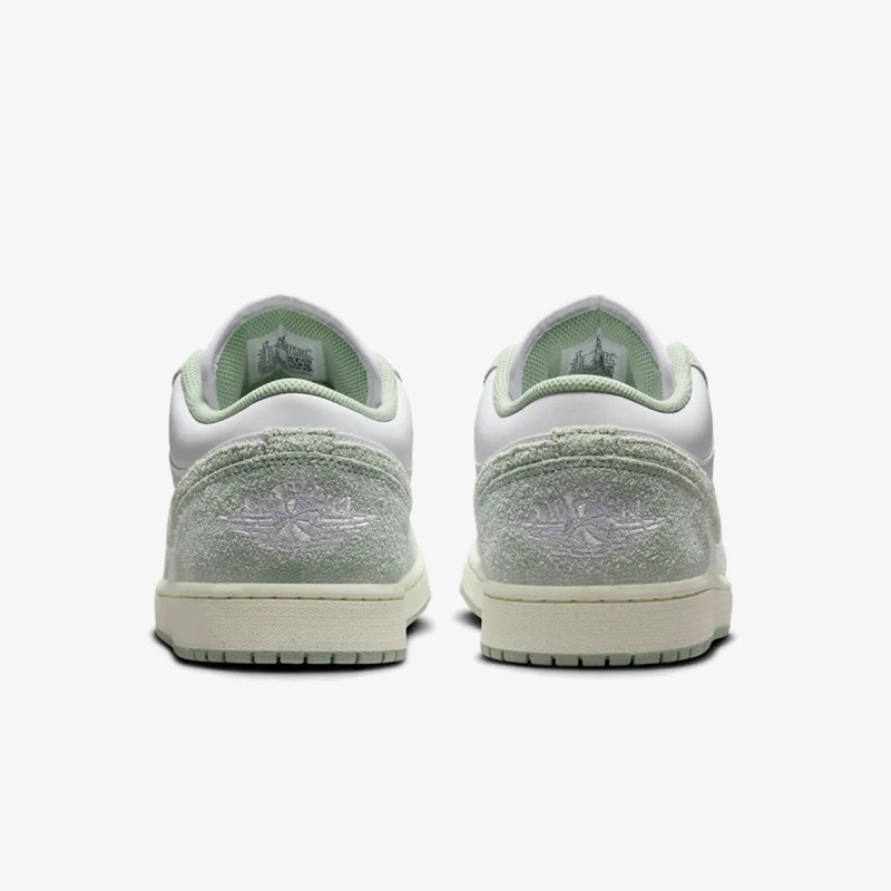 NIKE AIR JORDAN 1 LOW SE 