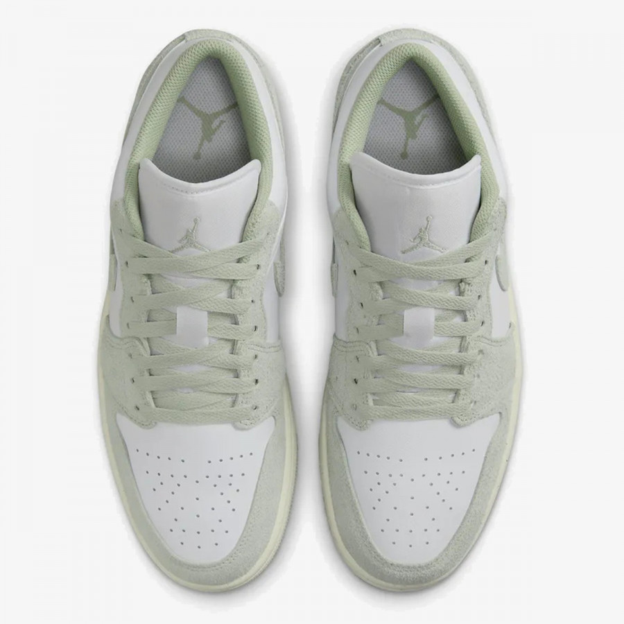 NIKE AIR JORDAN 1 LOW SE 