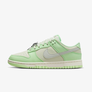 NIKE W NIKE DUNK LOW NN SE 