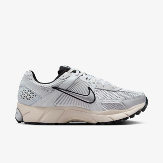 NIKE Zoom Vomero 5 C.O.R. 