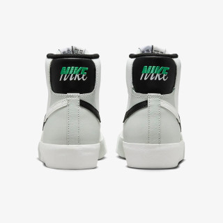 NIKE BLAZER MID '77 SE BG 