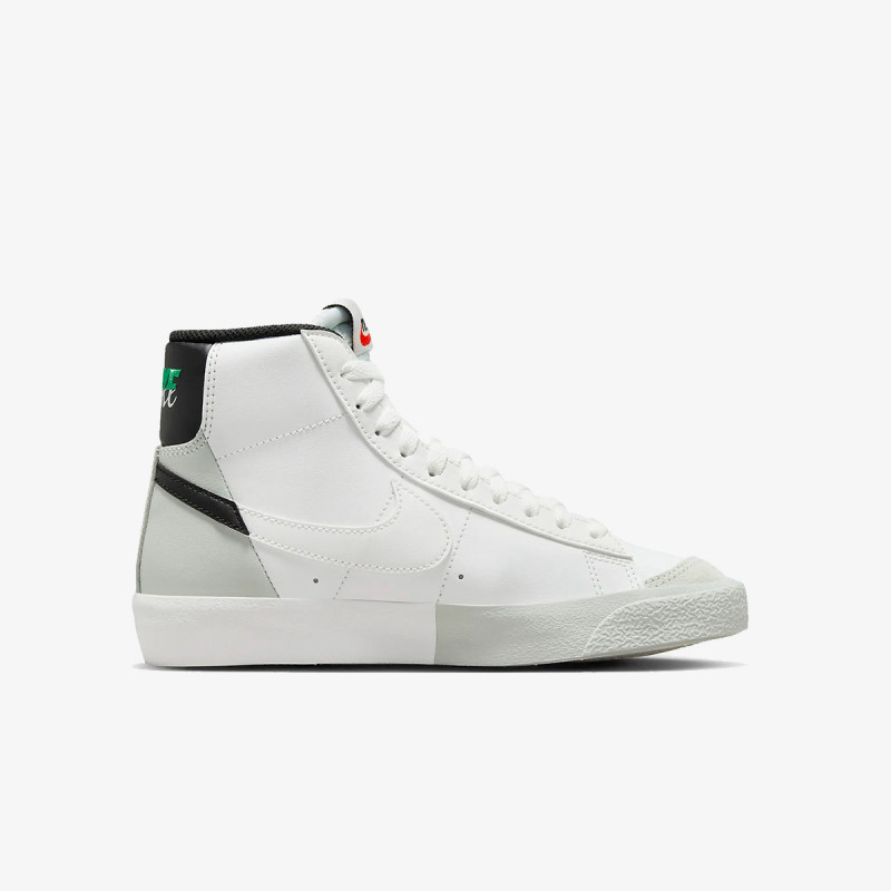NIKE BLAZER MID '77 SE BG 