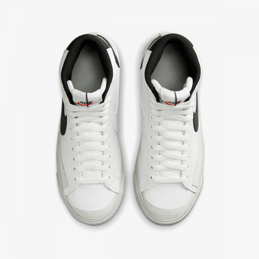 NIKE BLAZER MID '77 SE BG 