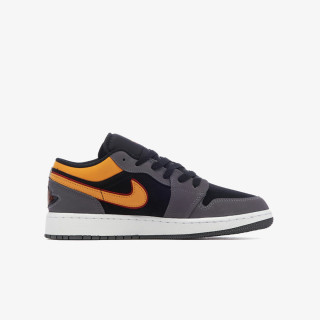 NIKE Air Jordan 1 Low SE 